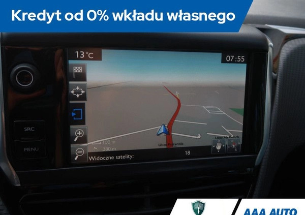 Peugeot 2008 cena 52000 przebieg: 79507, rok produkcji 2016 z Łomża małe 232